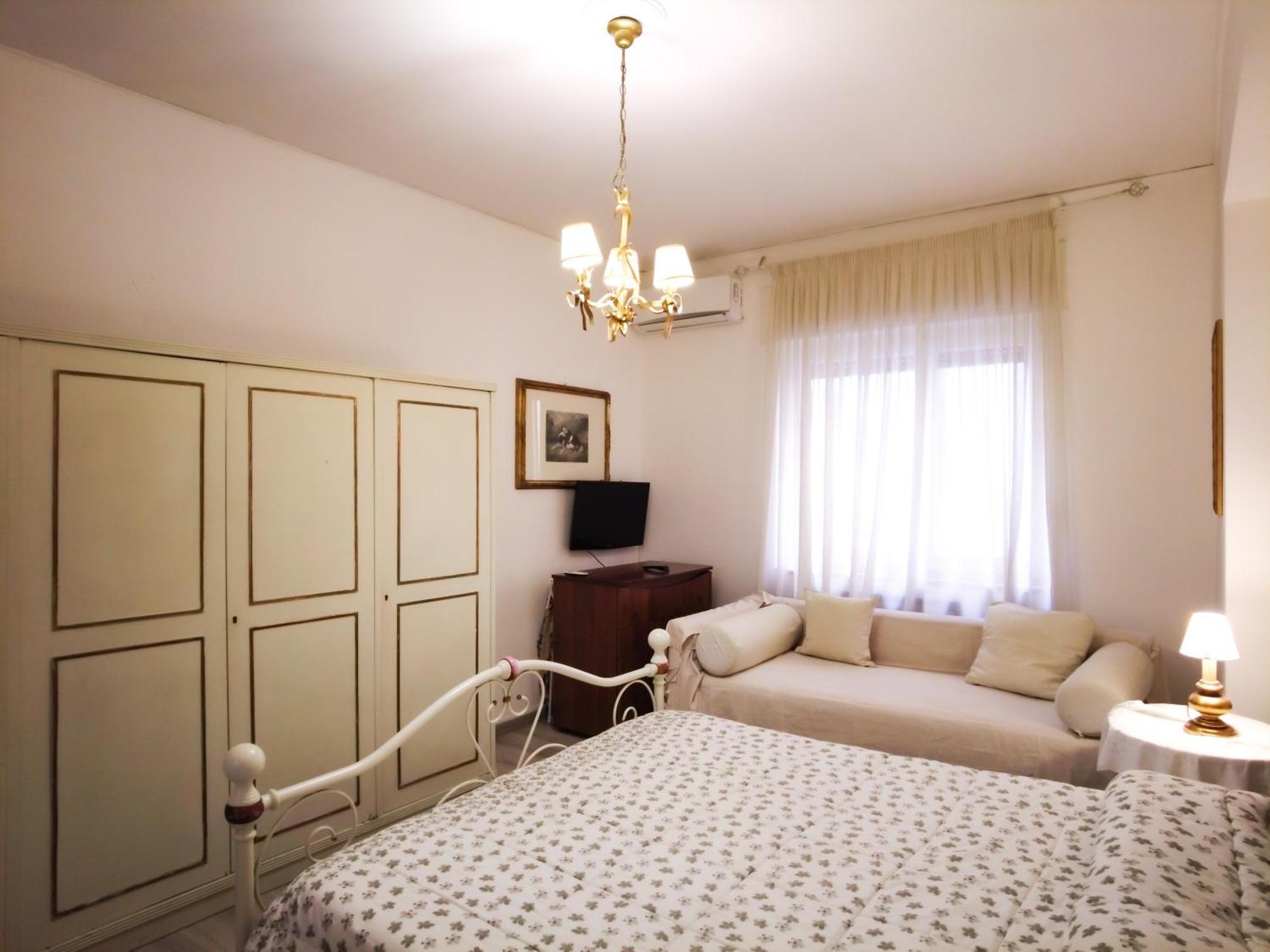 Casa Alessandro Casa Maria Francesca เนเปิลส์ ภายนอก รูปภาพ